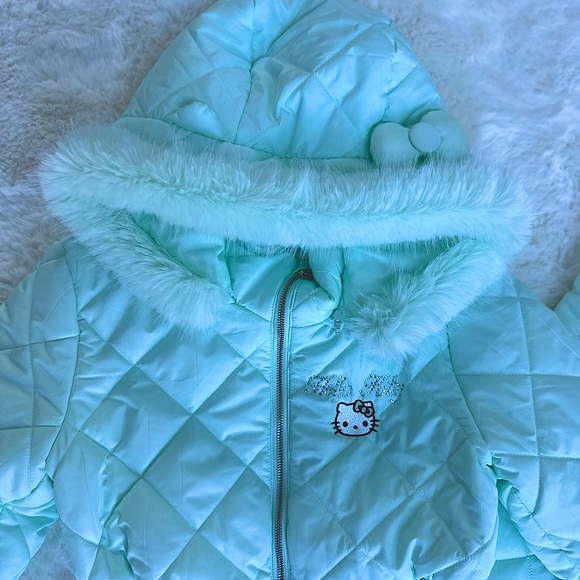 Forever 21 LIMITED EDITION Mint Green Hello Kitty Snowsuit NWT Woman’s XS S M L - Picture 3 of 11